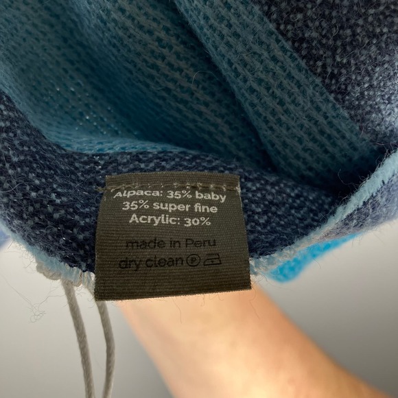 NWT SHUPACA Alpaca Scarf Reversible Tahitian Tide Blue - Picture 5 of 5